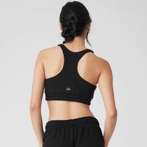 NWT ALO Yoga Black Sports Bra size Medium